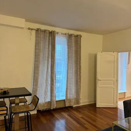 Au Moulin Rouge Apartment Paris